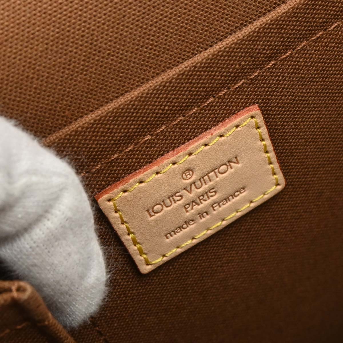Louis Vuitton Monogram Sologne Shoulder Bag M42250