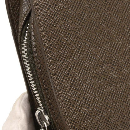 Louis Vuitton Brown Taiga Baikal Clutch Handbag M30188