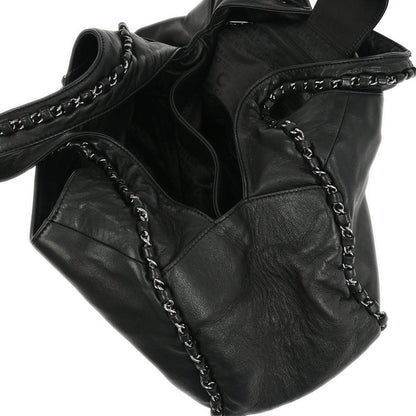 Chanel 2004-2005 Black Calfskin Around Chain Hobo Handbag