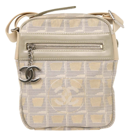 Chanel 2005-2006 White Jacquard Nylon New Travel Line Shoulder Bag