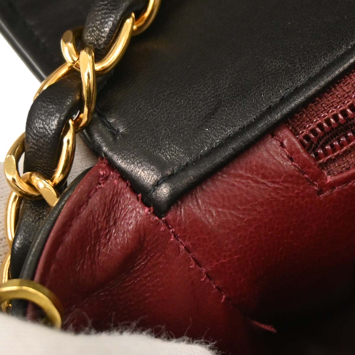 Chanel 1991-1994 Black Lambskin Medium Diana Shoulder Bag