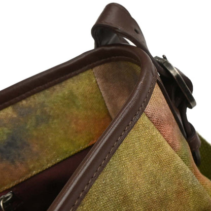 Chanel * 2015-2016 Khaki Green Canvas Graffiti On The Pavement Messenger Bag