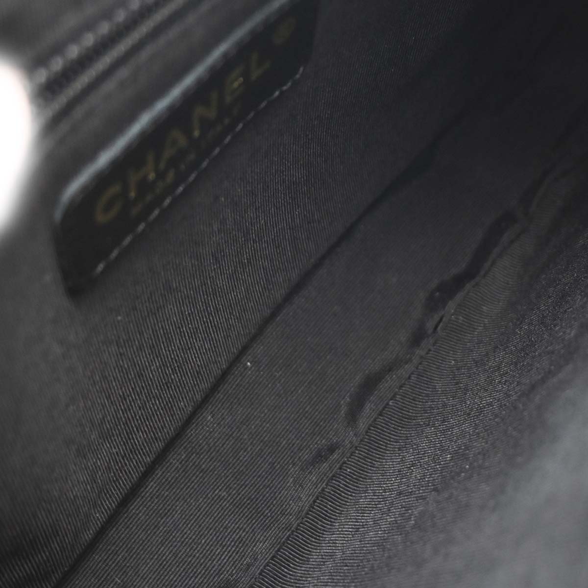 Chanel 2003-2004 Black Caviar Chain Handbag