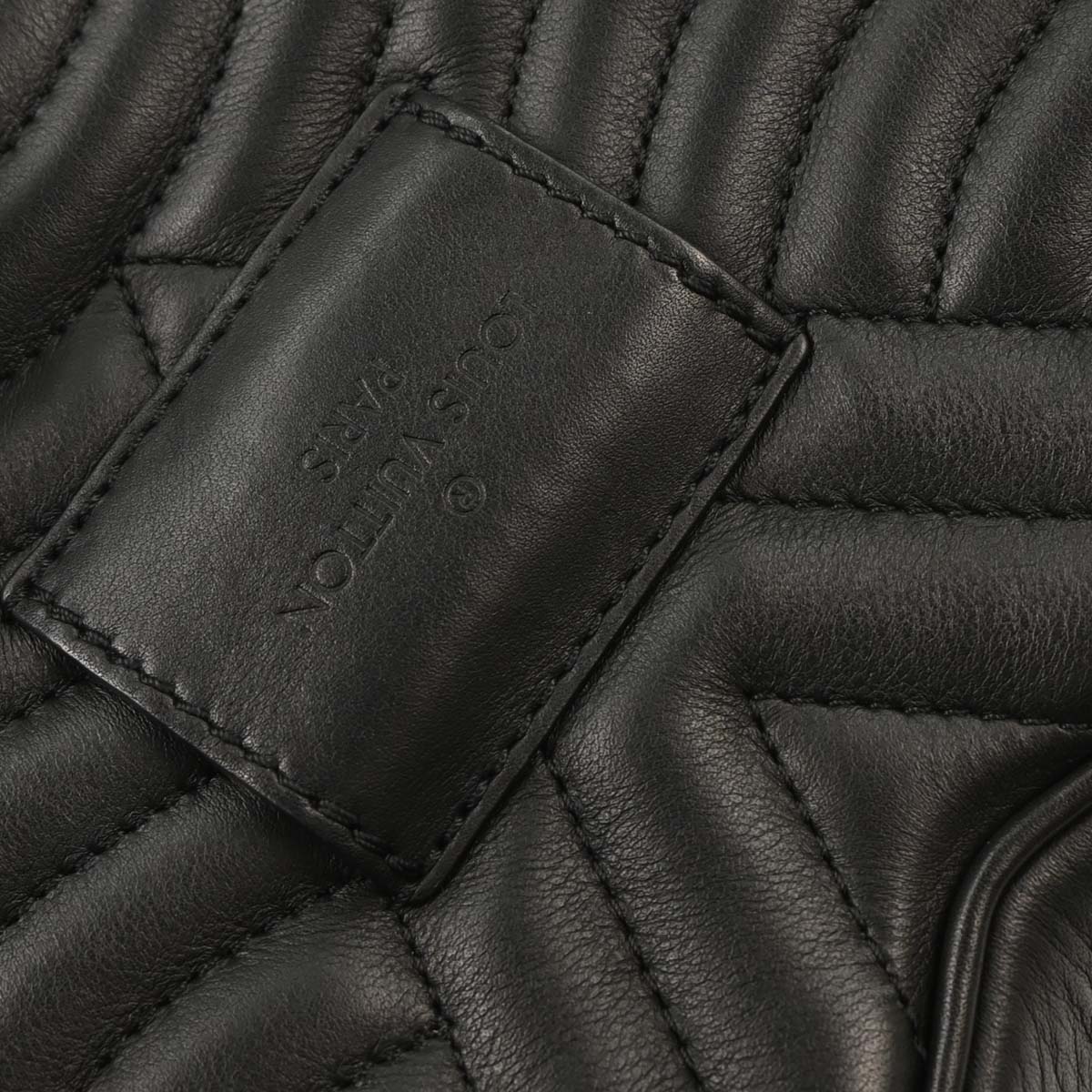 Louis Vuitton Black Wave Heart Clutch Shoulder Bag M52796