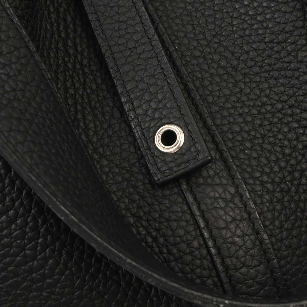 Hermes Black Taurillon Clemence Picotin Lock 26 GM Handbag