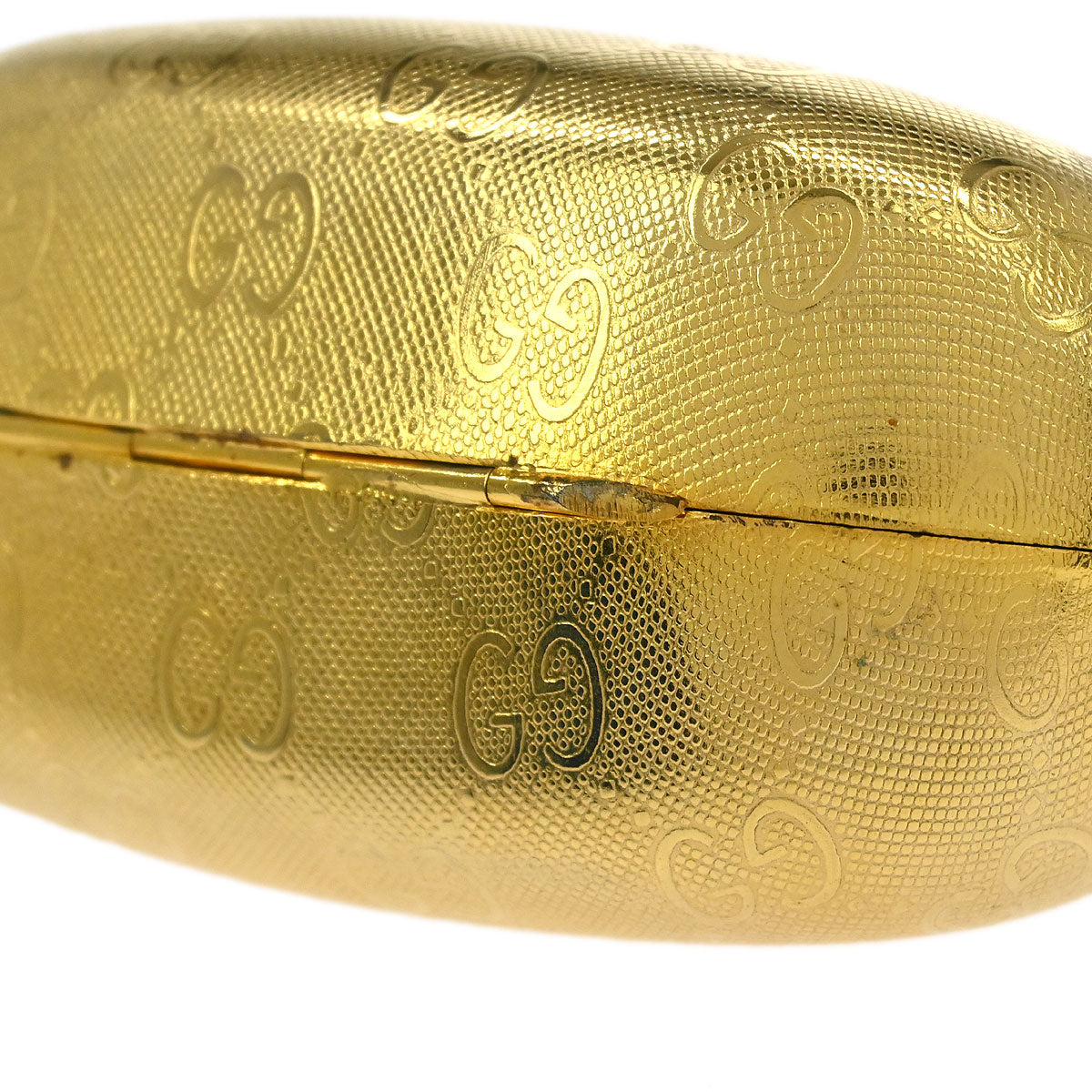 GUCCI ゴールド ケース Gucci Gold Metal GG Pouch Chain Shoulder Bag – AMORE Vintage