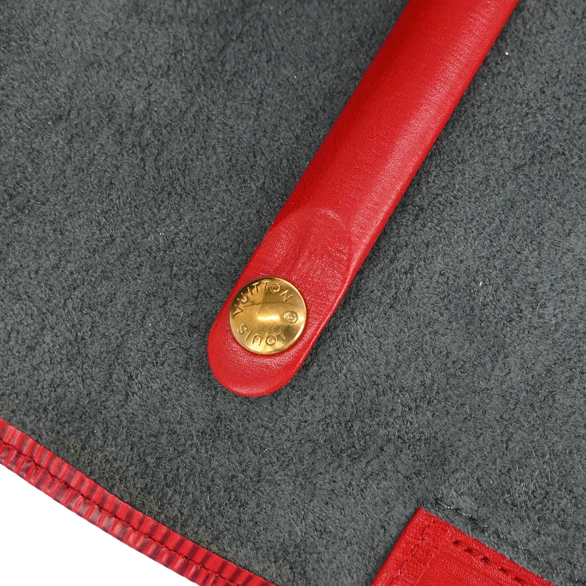 Louis Vuitton 1992 Red Epi Rouleau Schmucketui Rot Pouch M48357