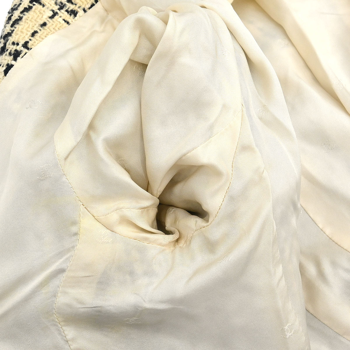 Chanel 1995 Single Breasted Jacket Off-white #42