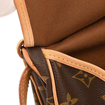 Louis Vuitton 1994 Monogram Saumur 30 Messenger Shoulder Bag M42256