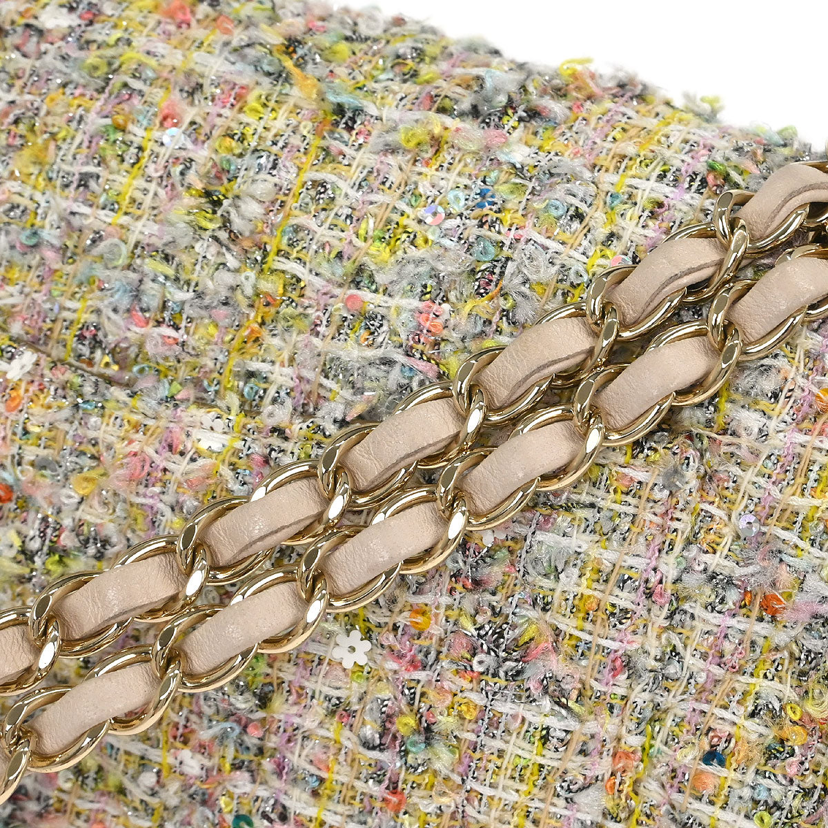 Chanel 2010-2011 White Tweed Garden Party Medium Classic Double Flap Shoulder Bag