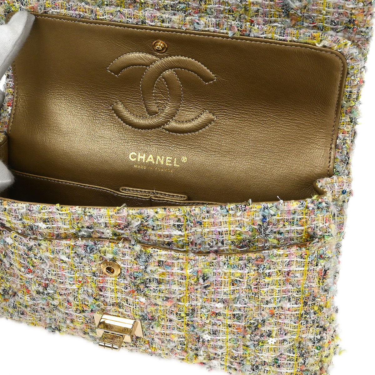 Chanel 2010-2011 White Tweed Garden Party Medium Classic Double Flap Shoulder Bag