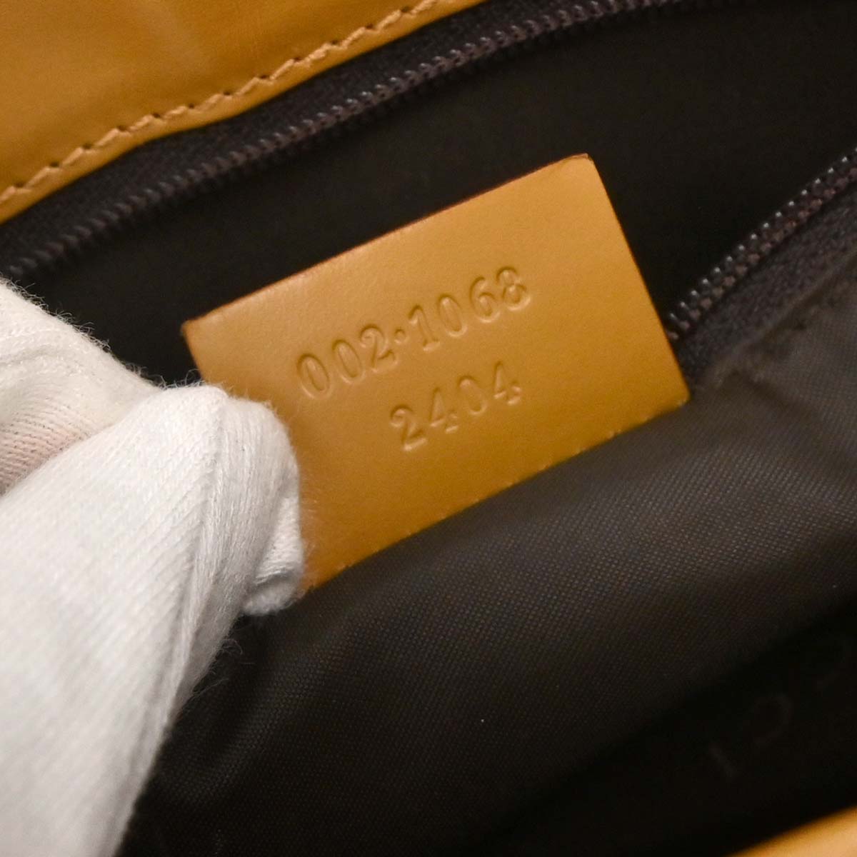 Gucci Beige GG Jackie Handbag