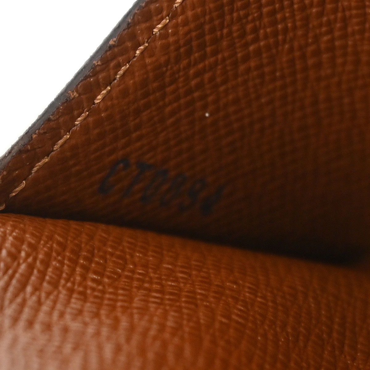 Louis Vuitton Monogram Ludlow Coin Case Wallet M61927