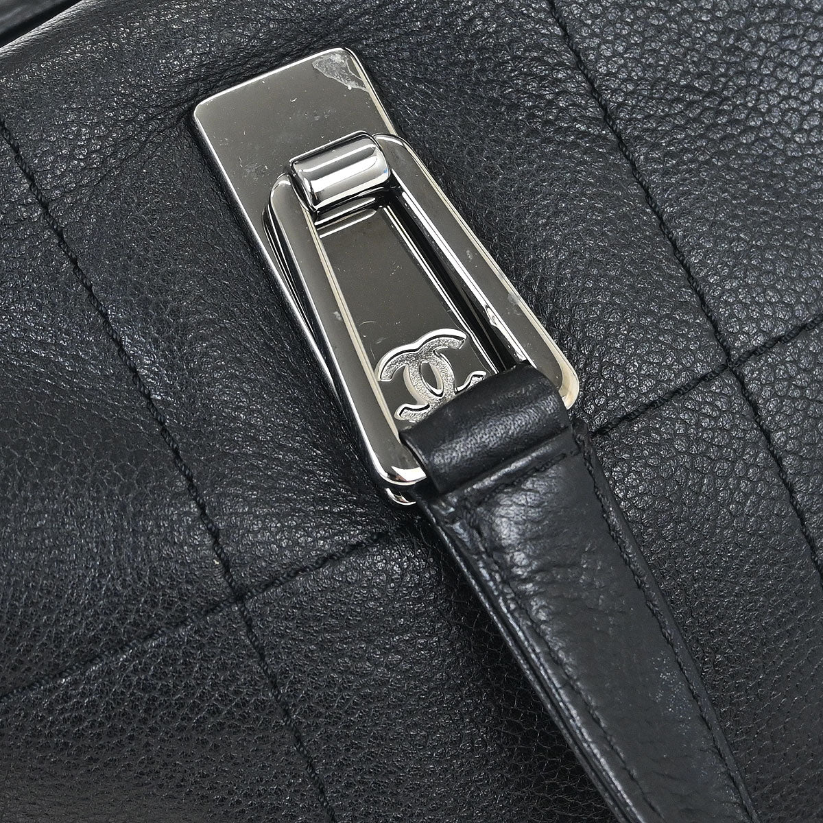 Chanel 2003-2004 Black Caviar Choco Bar Handbag