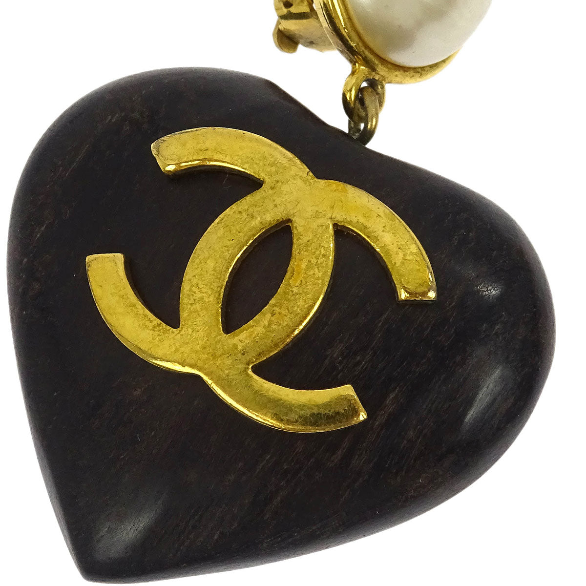 Chanel Costume Pearl Dangle Earrings Clip-On Gold Black Heart 28