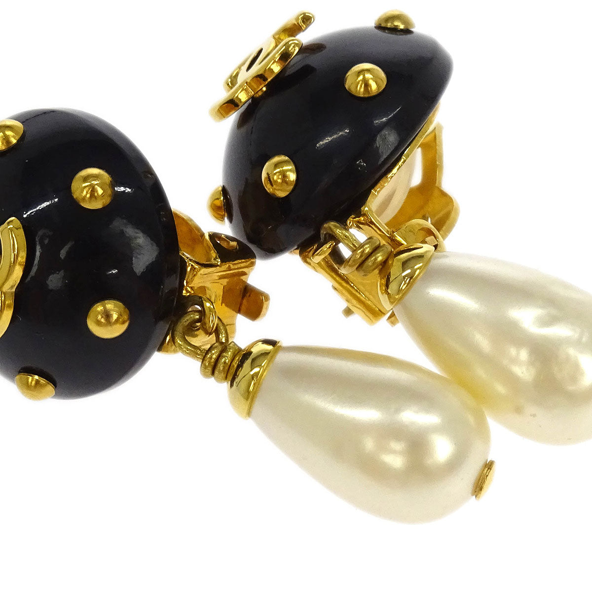 Chanel Costume Pearl Dangle Earrings Clip-On Gold Black 96C