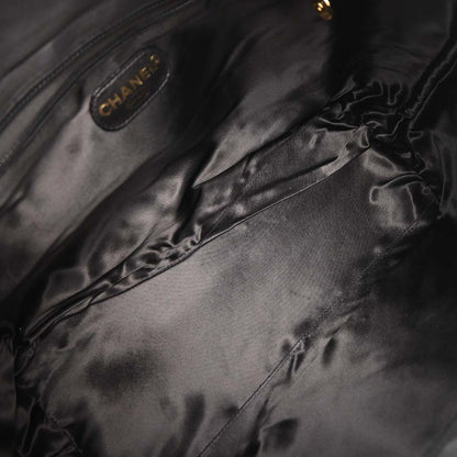 Chanel 1994-1996 Black Caviar Shoulder Bag