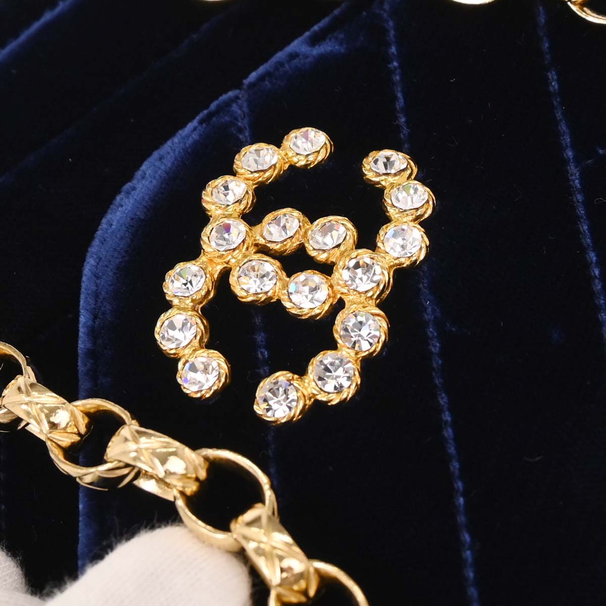 Chanel 1991-1994 Navy Velvet Rhinestone Shoulder Bag