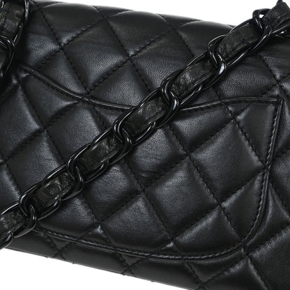Chanel 1997-1999 Black Lambskin Shoulder Bag