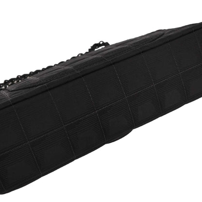 Chanel 2001-2003 Black Nylon Travel Line Single Flap Shoulder Bag