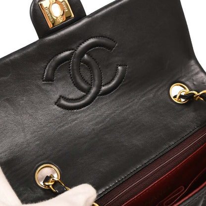 Chanel 1989-1991 Black Lambskin Classic Square Flap Shoulder Bag 20