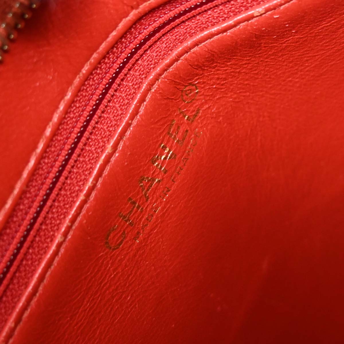 Chanel 2001-2003 Red Caviar Medallion Tote Handbag