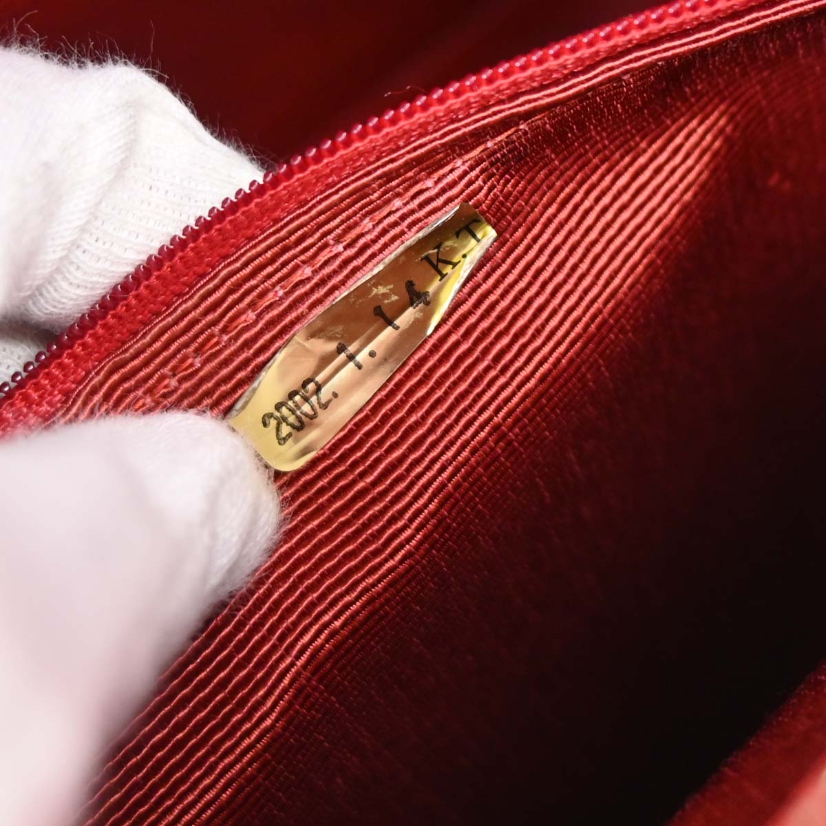 Chanel 2001-2003 Red Caviar Medallion Tote Handbag