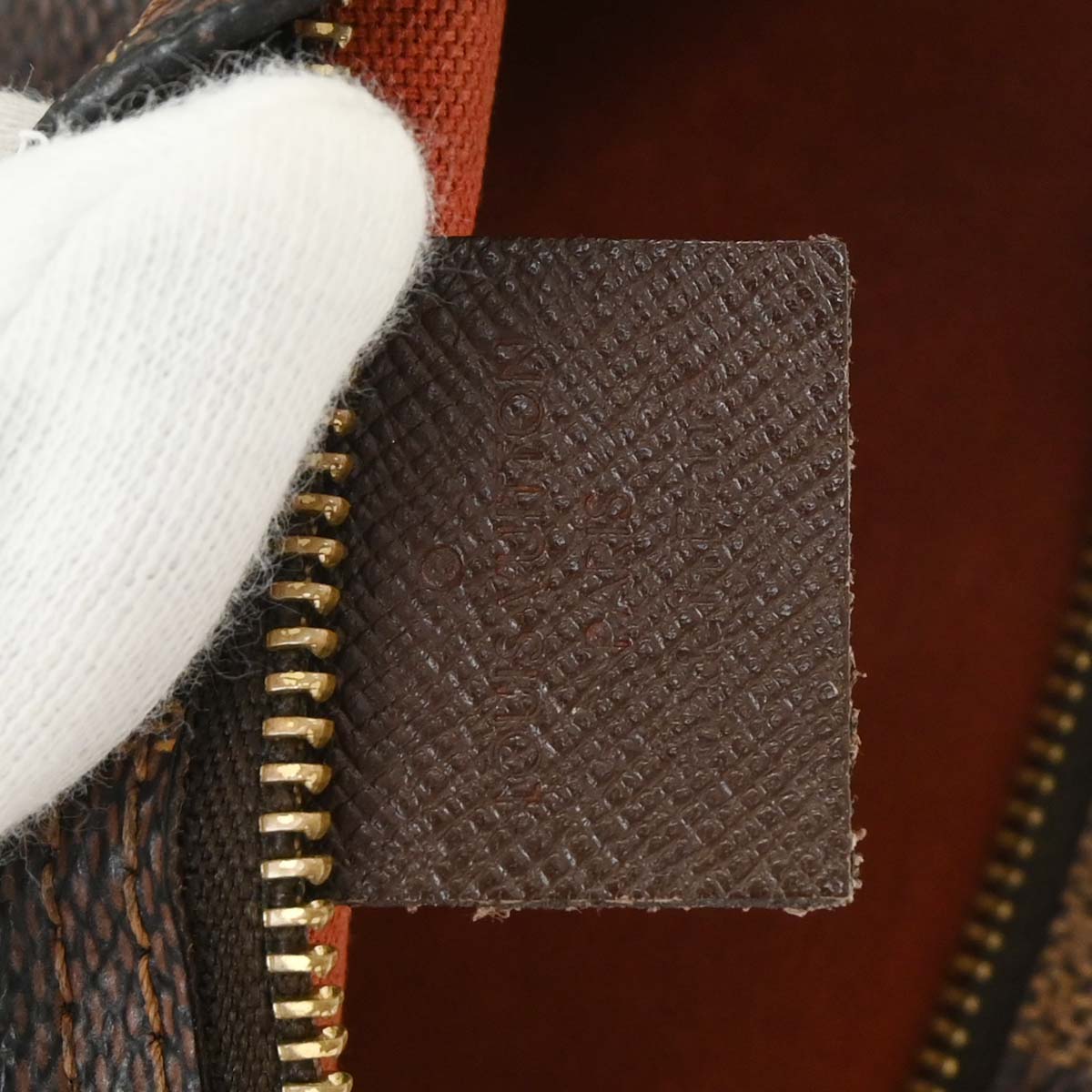 Louis Vuitton 2005 Damier Trousse Makeup Handbag N51982