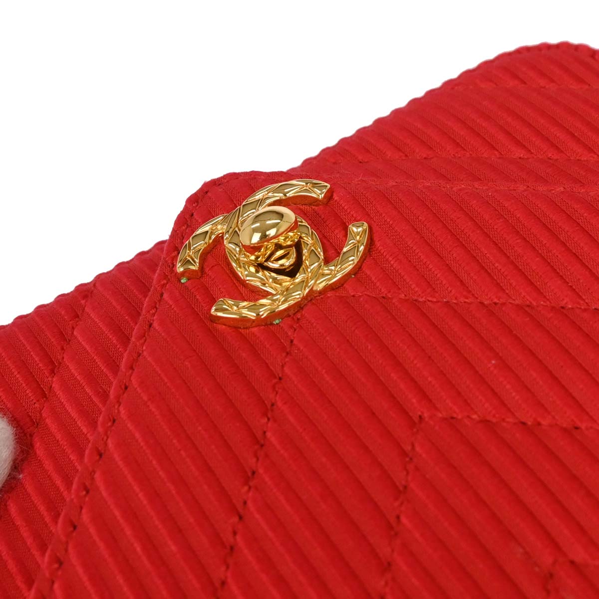 Chanel 1991-1994 Red Satin Chevron Shoulder Bag