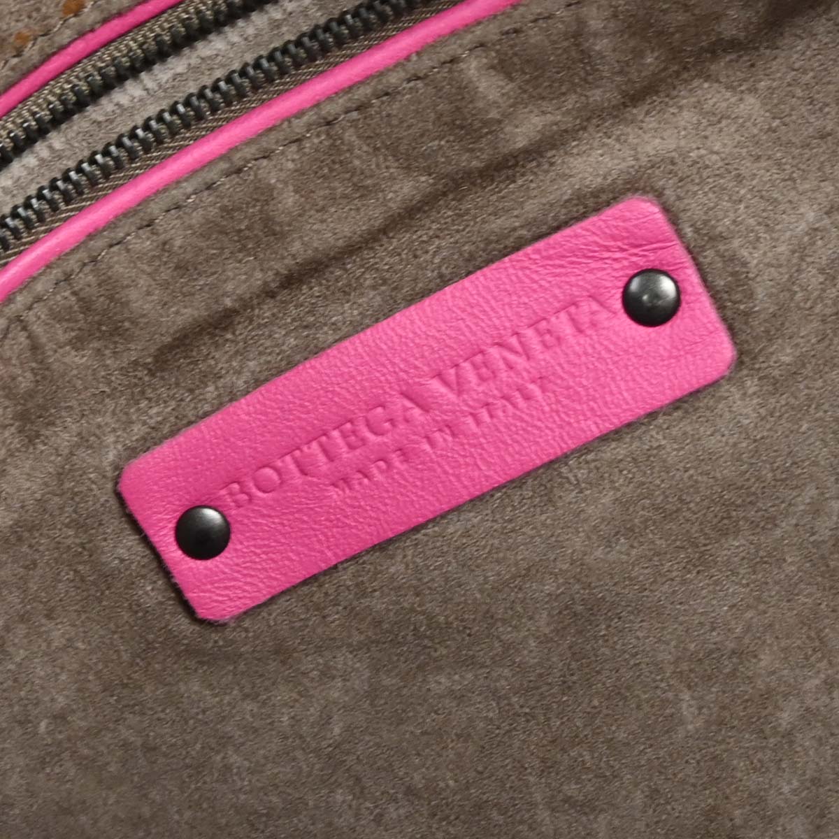 Bottega Veneta Pink Intrecciato Hobo Handbag