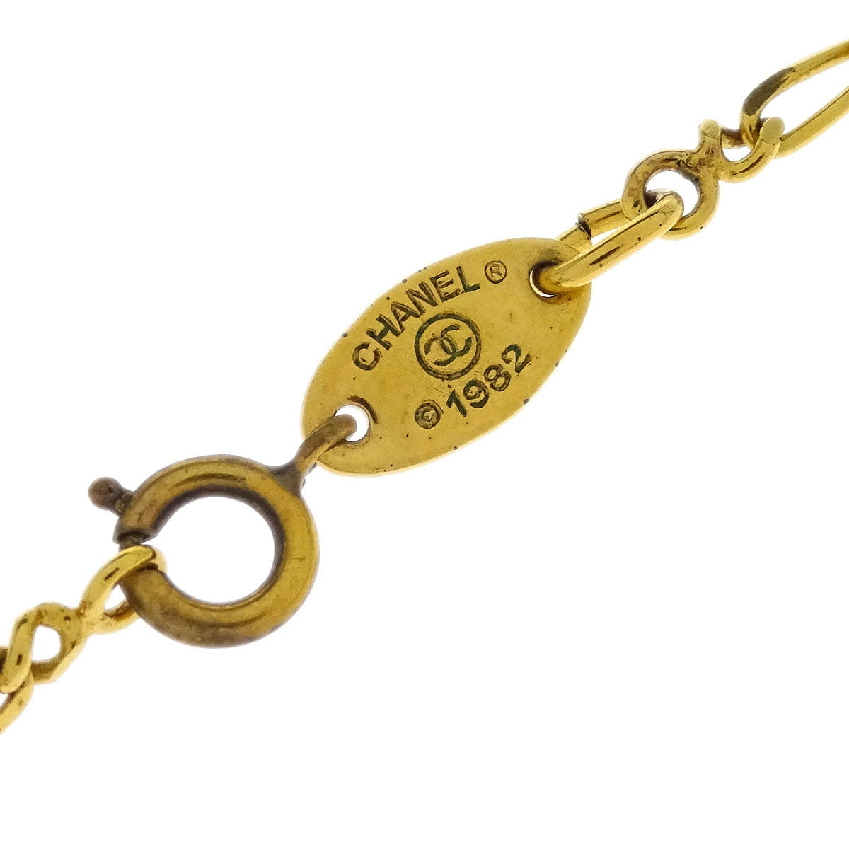 Chanel Medallion Pendant Necklace Gold 1982