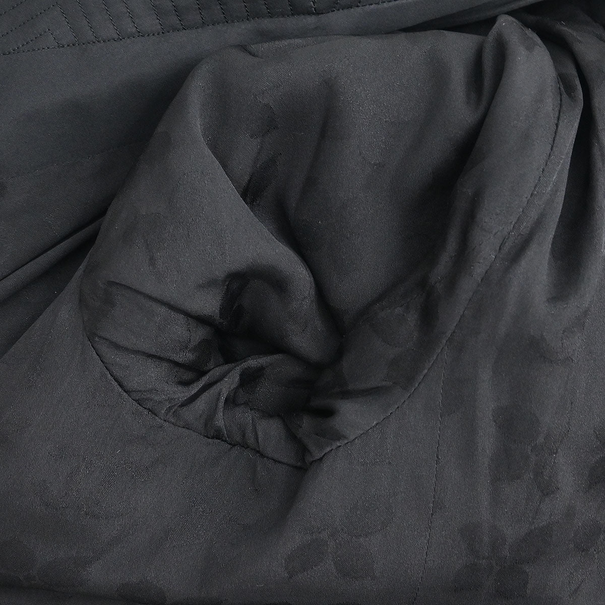 Chanel 2002 Coat Black #42