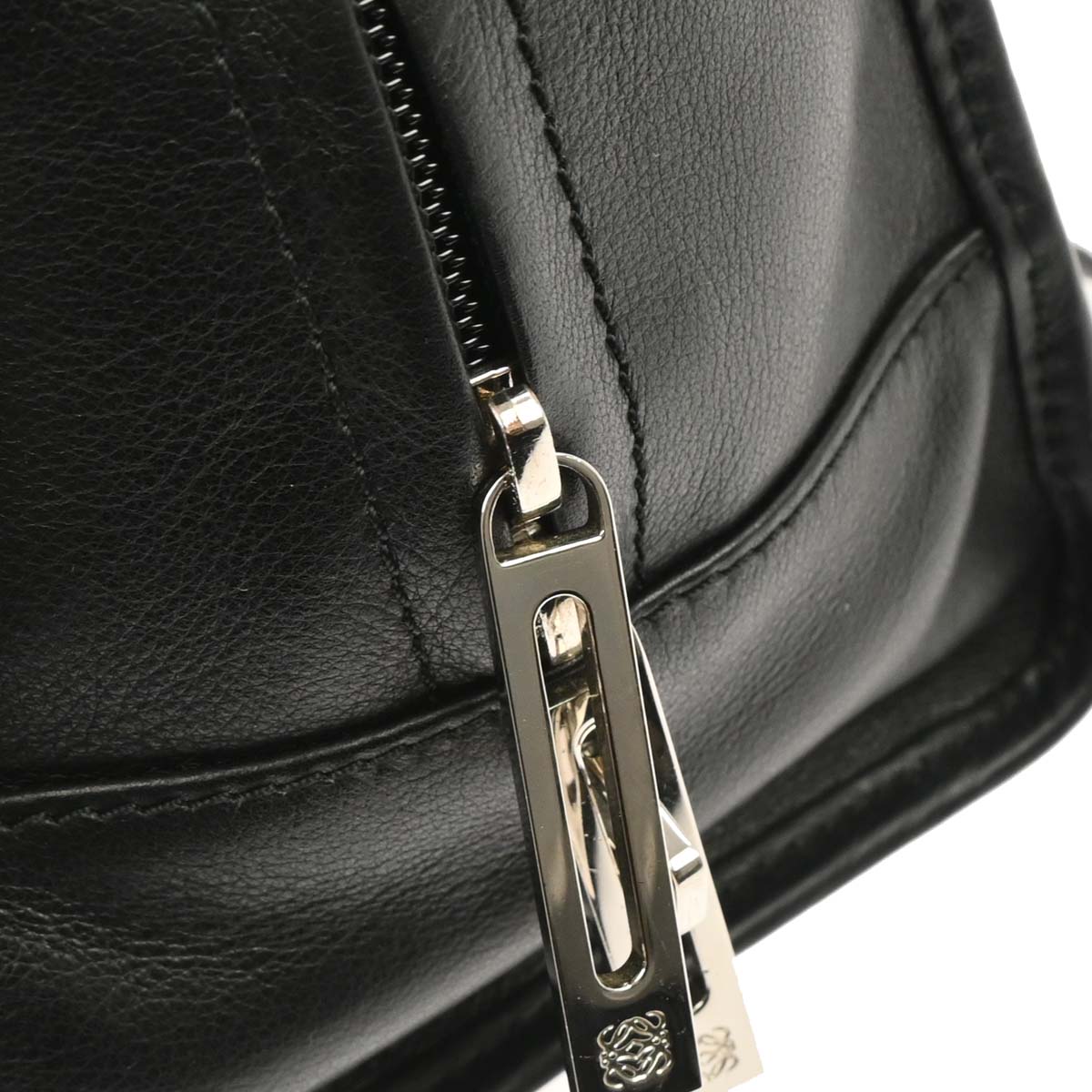 Loewe Black Leather Amazona 28 Handbag