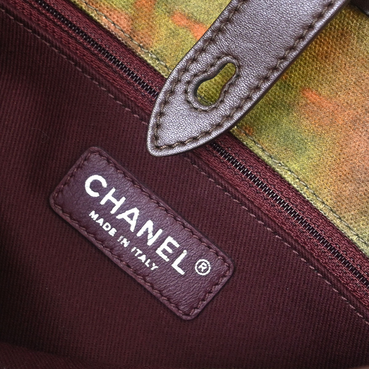 Chanel 2015-2016 Khaki Canvas Graffiti On The Pavement Shoulder Bag