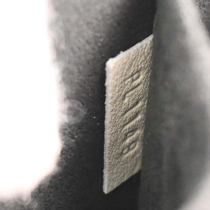 Louis Vuitton 2018 Gray Taiga Trapeze Shoulder Bag M53813