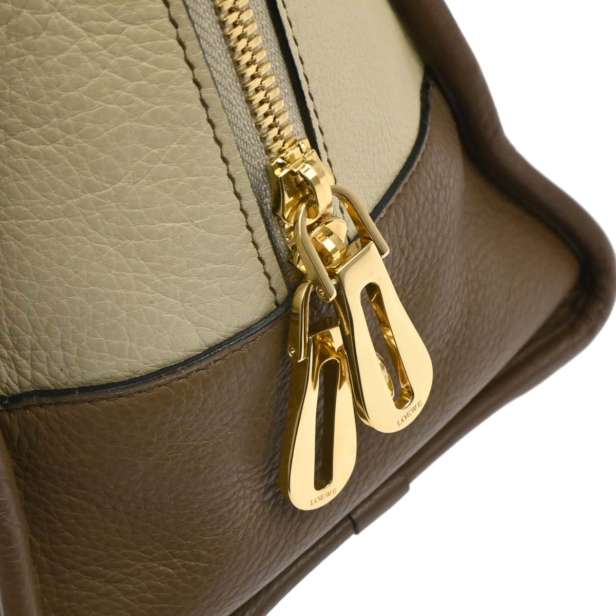 Loewe Off-white Amazona 36 Handbag