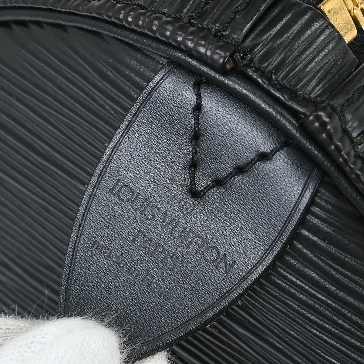 Louis Vuitton 1999 Black Epi Keepall 55 Travel Handbag M42952