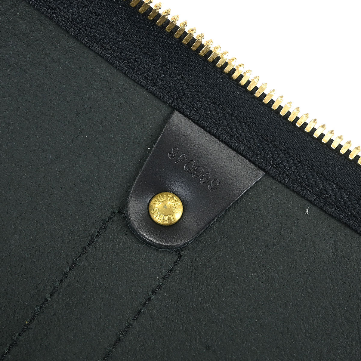 Louis Vuitton 1999 Black Epi Keepall 55 Travel Handbag M42952