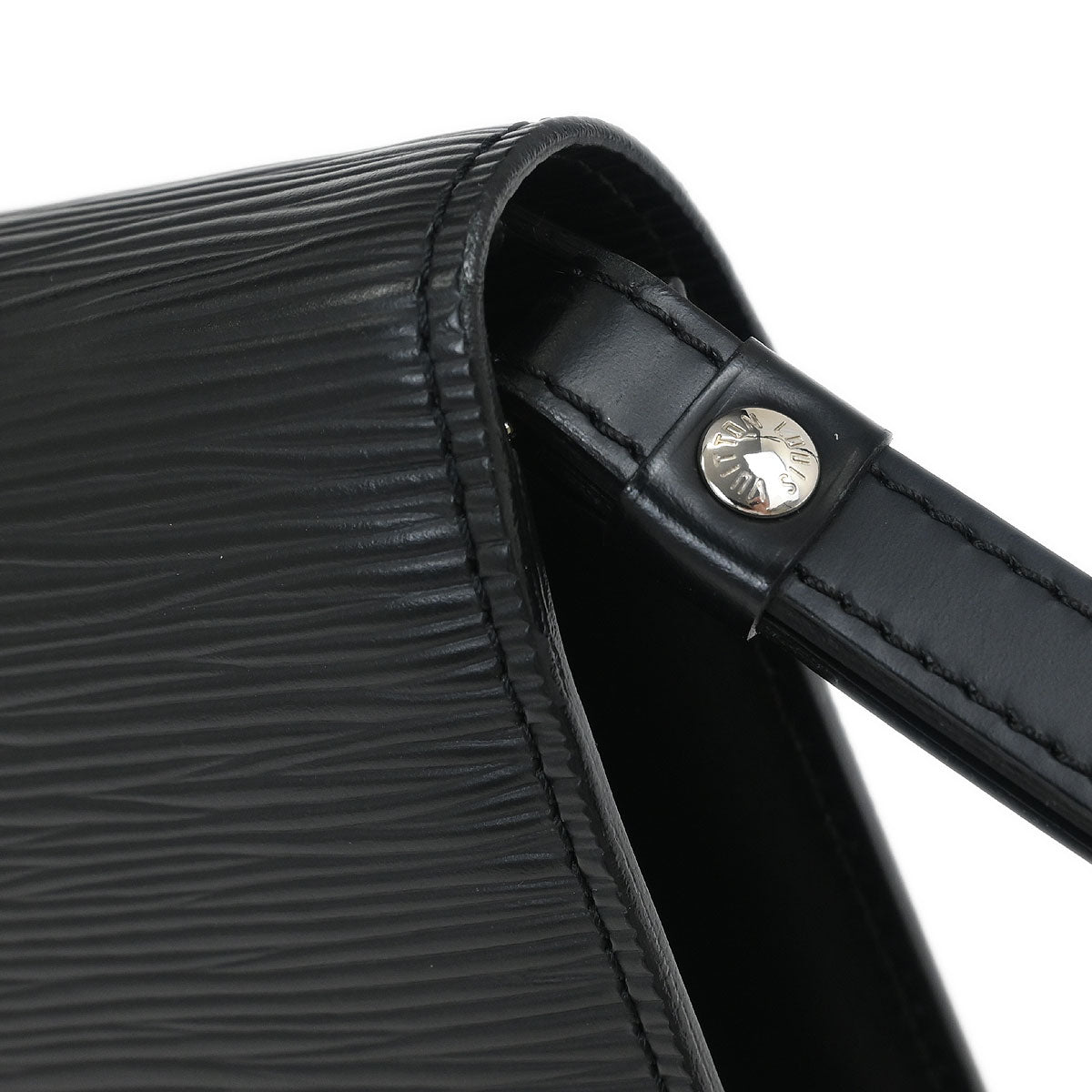 Louis Vuitton 2007 Black Epi Pochette Sellier Dragonne Clutch M52762