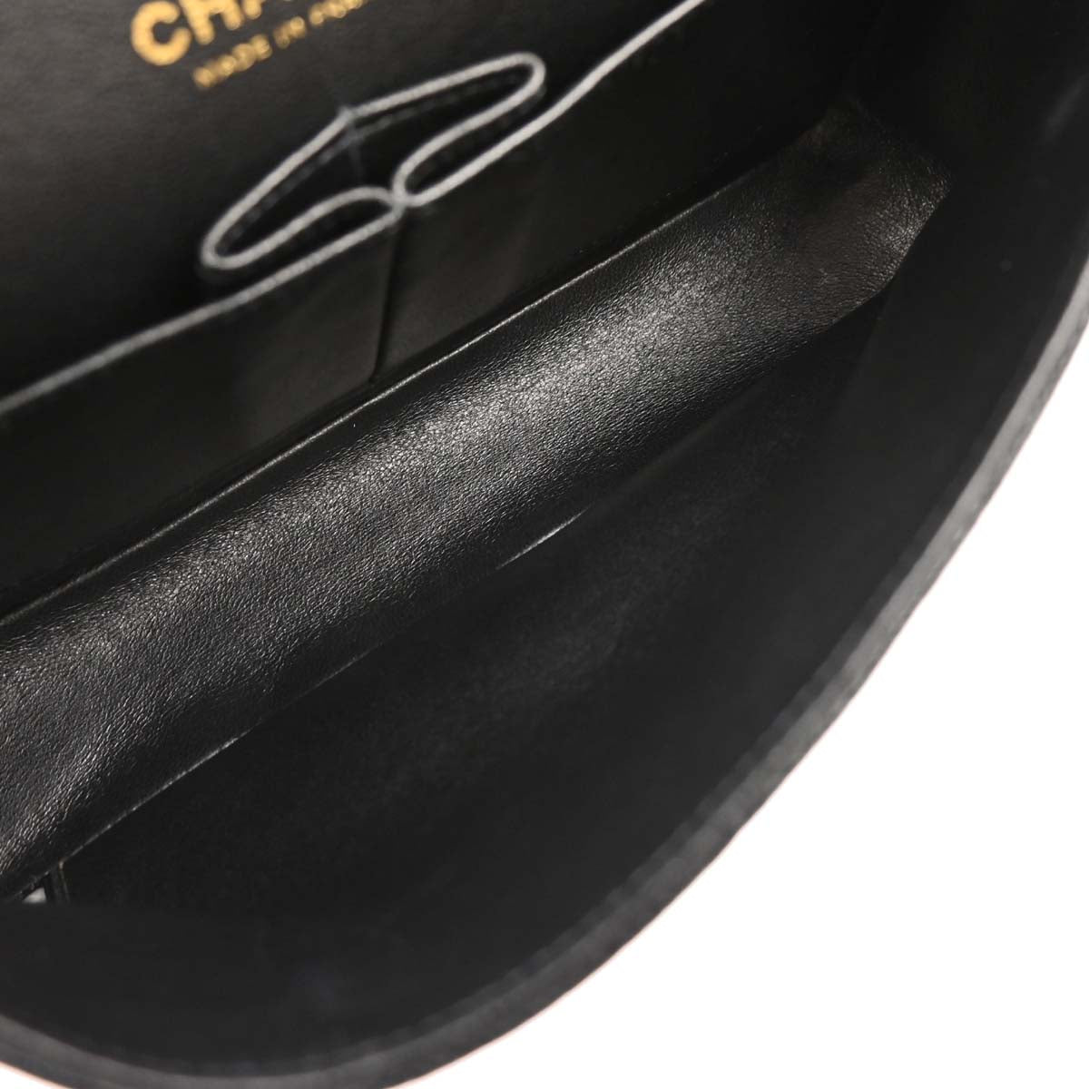 Chanel 2004-2005 Black Caviar Medium Classic Double Flap Shoulder Bag