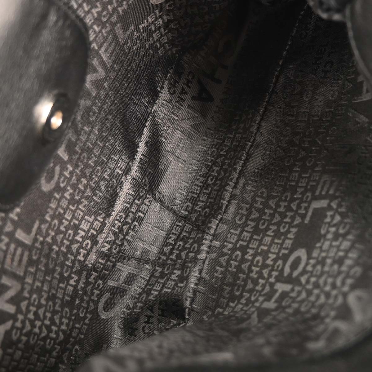 Chanel 2004-2005 Black Lambskin Handbag