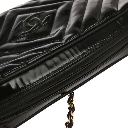Chanel 1991-1994 Black Patent Leather Camera Bag Small