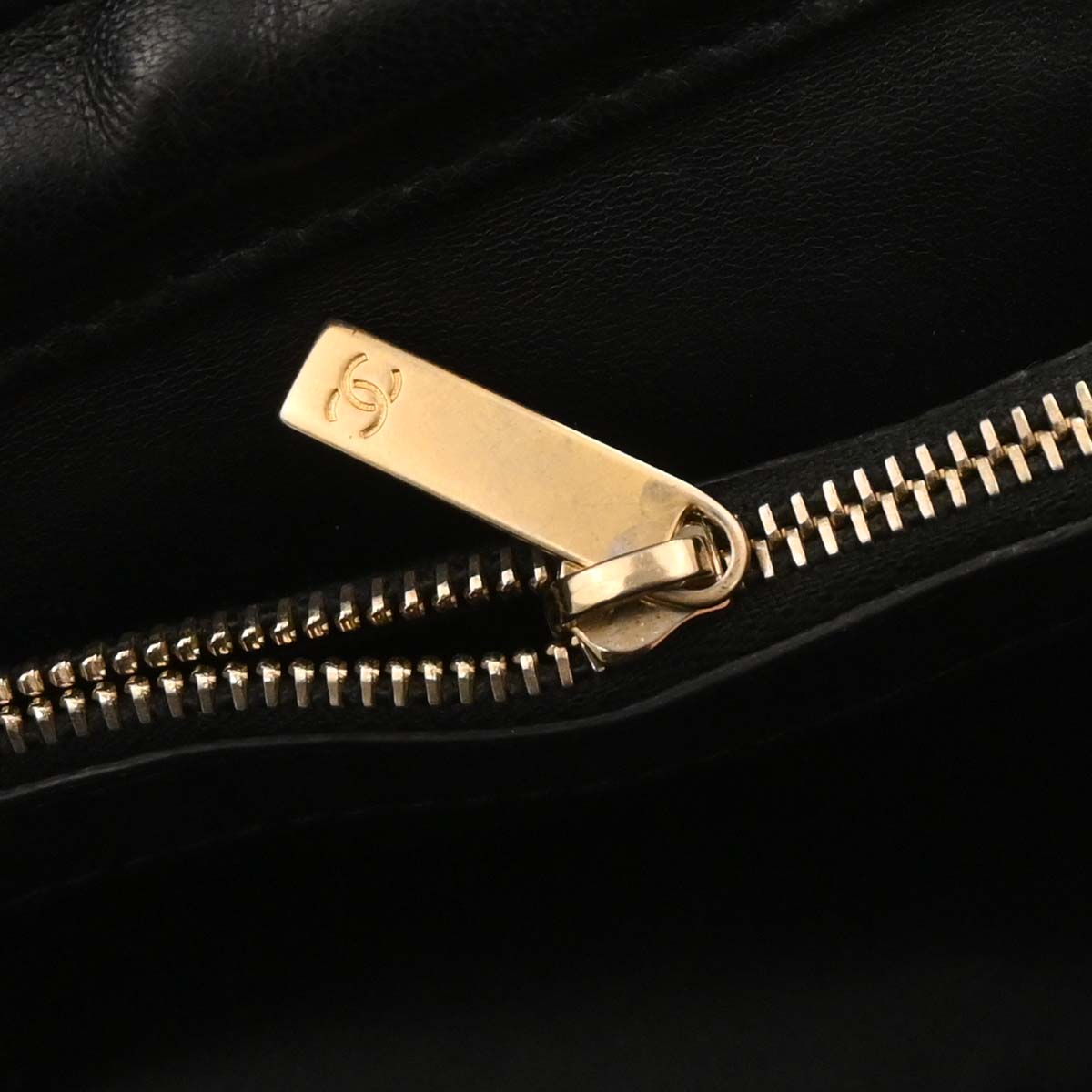 Chanel 2017 Black Sequins Dare To Disturb Shoulder Bag