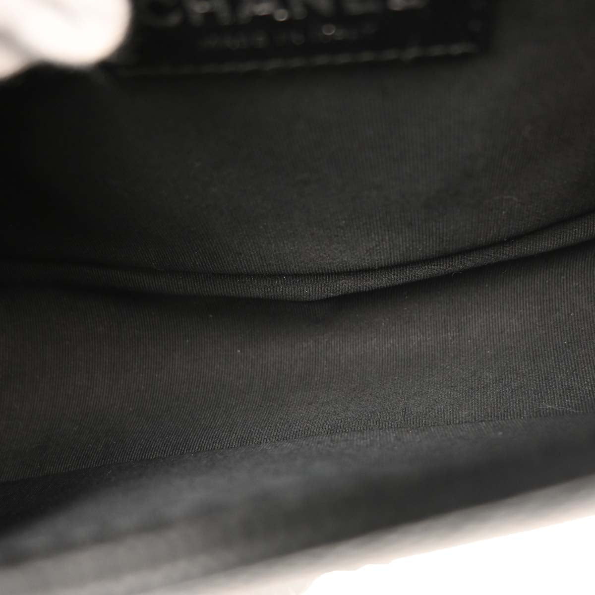 Boy Chanel 2019 Black Caviar Medium Shoulder Bag