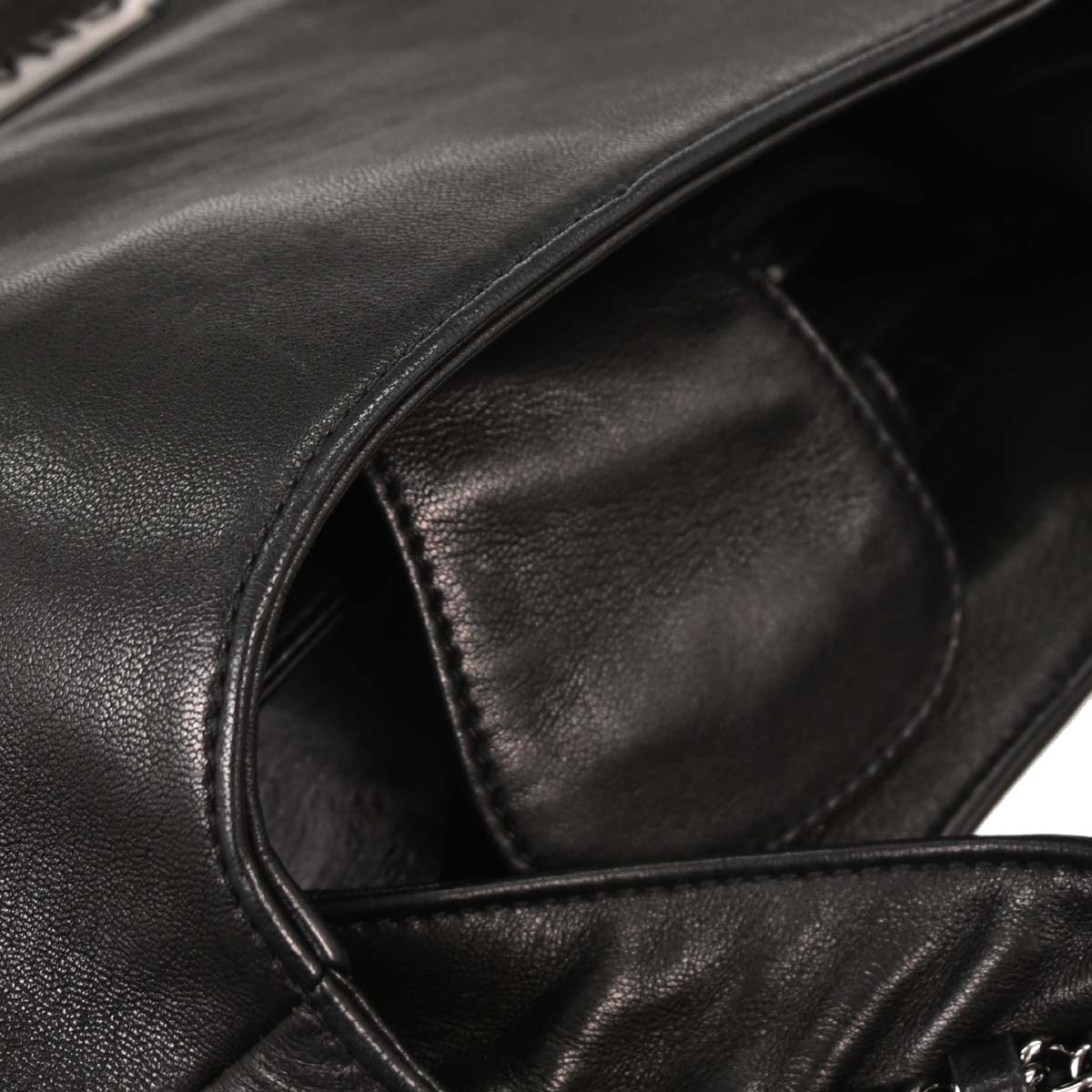 Chanel 2005-2006 Black Lambskin Luxury Chain Around Hobo Bag