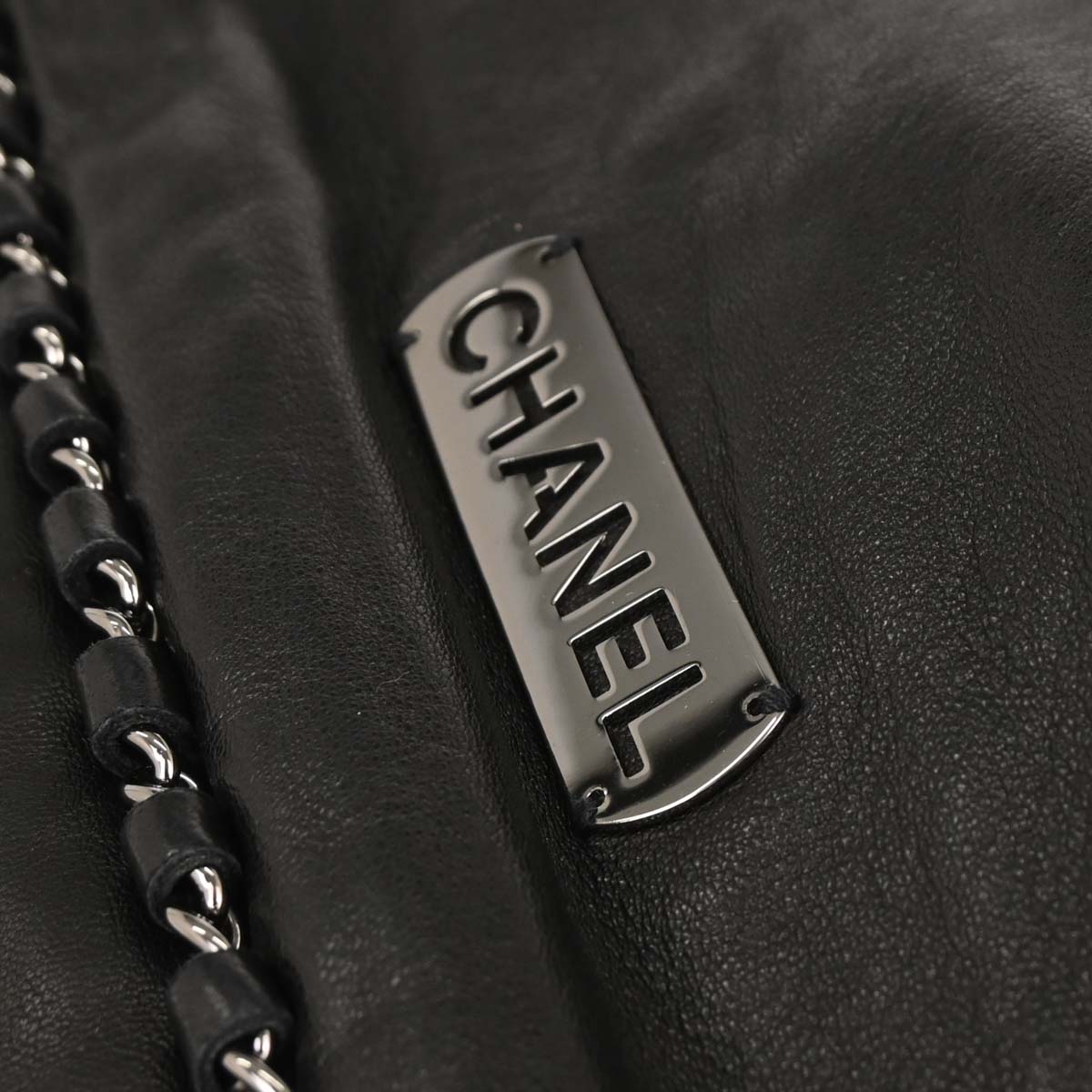 Chanel 2005-2006 Black Lambskin Luxury Chain Around Hobo Bag