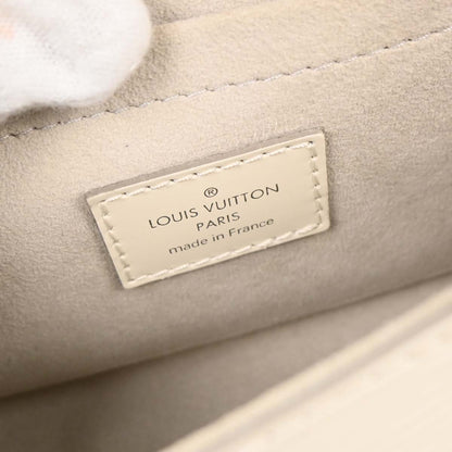 Louis Vuitton White Epi Pochette Montaigne Handbag M5929J