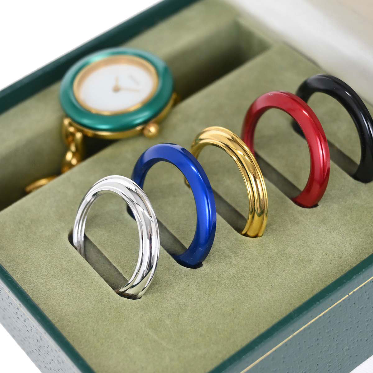 Gucci 11/12.2 Change Bezel Chameleon Quartz Watch SS