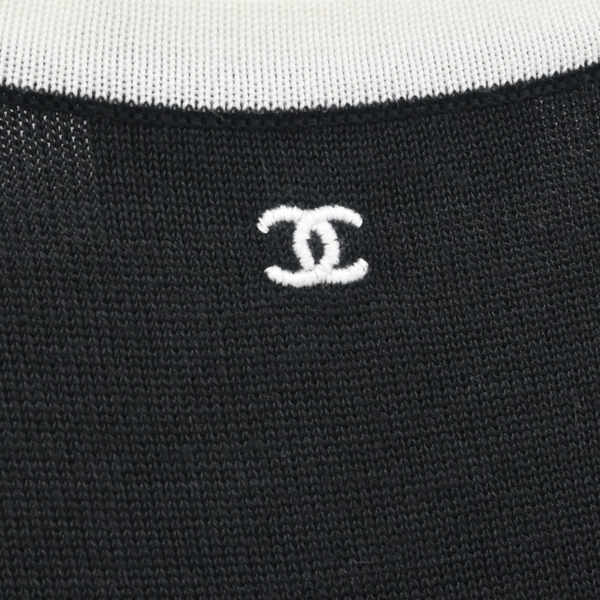 Chanel Sleeveless Top Black #42