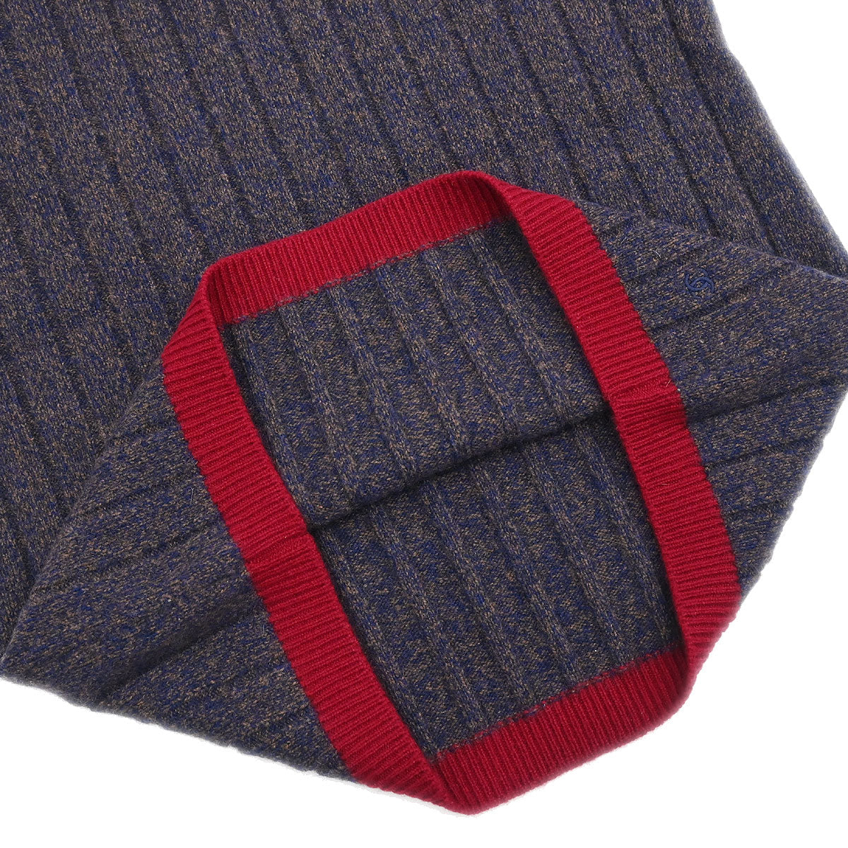 Chanel 1997 Top Navy #42